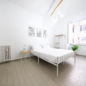 2* Guest house Roman Forum Holiday Termini